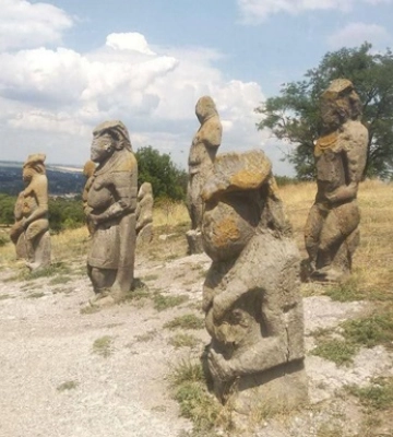 На Слобожанщині окупанти зруйнували пам&#039;ятник, якому тисячі років