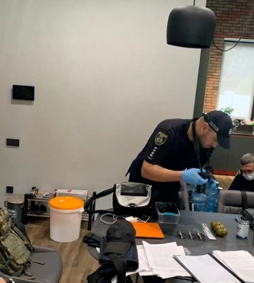 На Київщині чиновники кілька років дерибанили землю