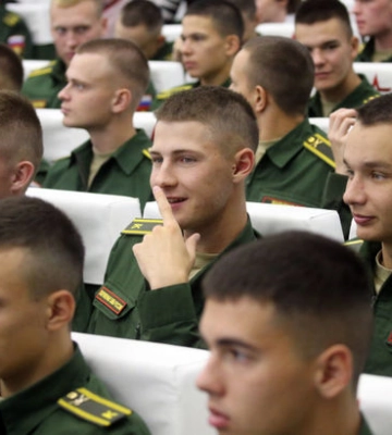 РФ заборонила чоловікам виїжджати з Криму й комплектує батальйони викладачами – ЗСУ