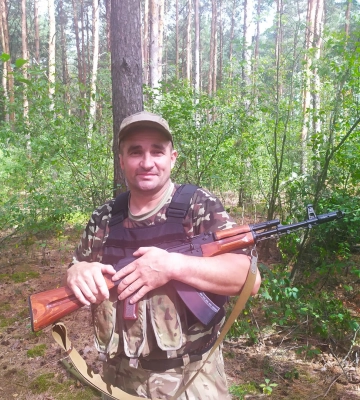 Вдома чекає шестеро дітей: у волинській теробороні служить священник