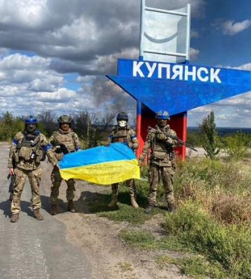 В Купянске массовая эвакуация. Россия мстит за освобождение части города