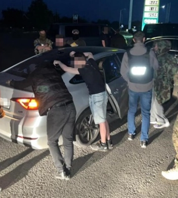 В Україні ліквідували чотири канали виїзду ухильників за кордон
