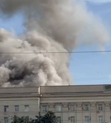 В центре Херсона раздался взрыв в здании так называемого «правительства»: пострадали коллаборанты