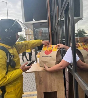 У Києві відкрили перші McDonald&#039;s від початку війни: фото та відео