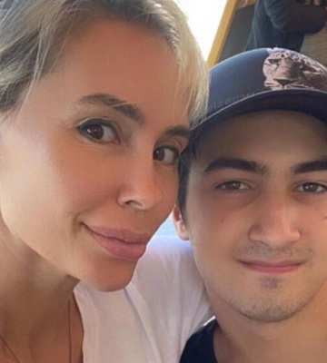 &quot;Плачу, это стало для меня шоком&quot;. Дочь Ющенко заявила, что ее 17-летний сын отказался учиться в Канаде и тайком вернулся домой