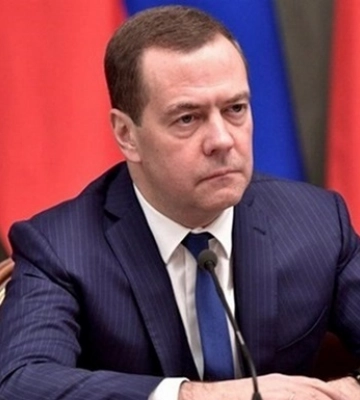 &quot;Референдумы&quot; на Донбассе полностью изменят вектор развития России на десятилетие, - Медведев