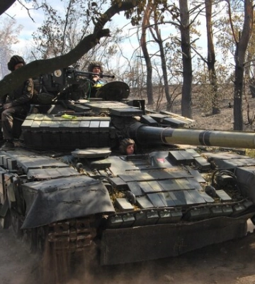 Бійці з Дніпропетровської області пояснили, чому українські танки кращі за російські