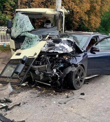 Внаслідок ДТП на Повітрофлотському проспекті постраждали 23 людини: деталі