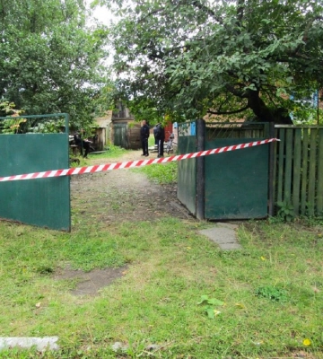 Грабіжник з Житомирщини намагався замаскувати подвійне вбивство під сімейний конфлікт