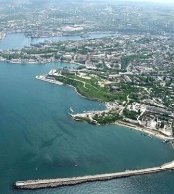 У Севастополі вночі і вранці лунали звуки вибухів і стрілянини
