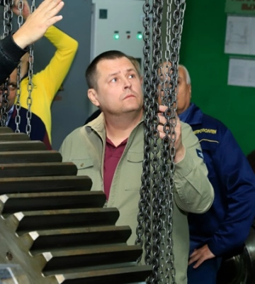 У Дніпрі в метро встановлюють енергоощадне обладнання, а працівники опанували техніку комплексних ремонтів ескалаторів