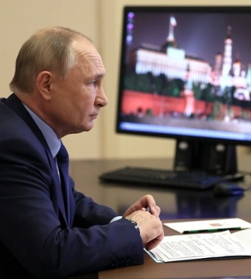 Чому Путін почав розігрувувати карту референдуму