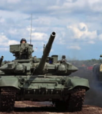 Окупанти перекидають військову техніку через Бердянськ