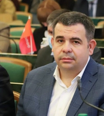 Львівська облрада не змогла позбавити мандата депутата-втікача