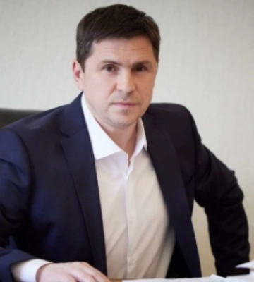 Подоляк вважає, що вибух на Кримському мосту може бути наслідком внутрішнього конфлікту в Росії
