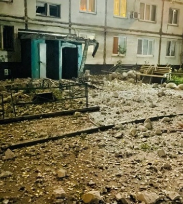 Нічний “приліт” у Харків: із заблокованого будинку врятовано 10 людей 