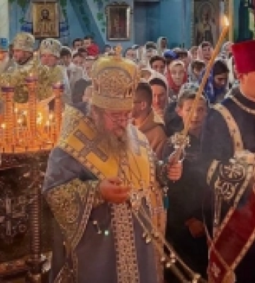 Митрополит Володимир очолив всенічне богослужіння у ратнівському храмі
