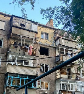 Полиция документирует последствия обстрелов города Никополь и Криворожского района