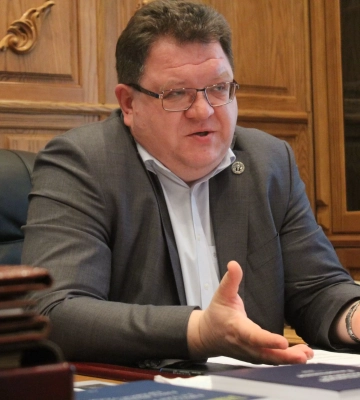 Шабунін - суддям Касаційного господарського суду: Епоха голови суду Львова скінчилася. Голосування на його користь лише потягне вас на дно