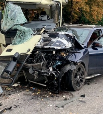 Був під наркотиками і віз малолітнього сина: у Києві водій позашляховика влаштував ДТП із 26 постраждалими, фото