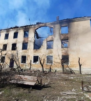 Під завалами будинку у Кураховому виявили тіло загиблого