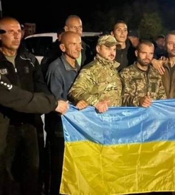 Из плена обменяли нескольких защитников &quot;Азовстали&quot;: с ними &quot;Пташка&quot; и глава полиции Мариуполя