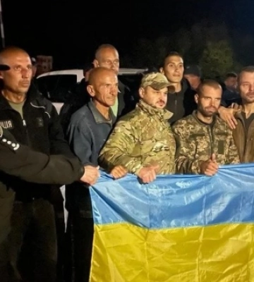 Україна повернула частину захисників Маріуполя з російського полону – InformNapalm