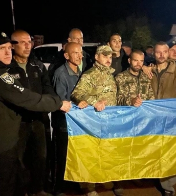 Из плена освободили нескольких защитников Азовстали, в том числе руководителя патрульной полиции Мариуполя Вершинина и Пташку&amp;hellip;
