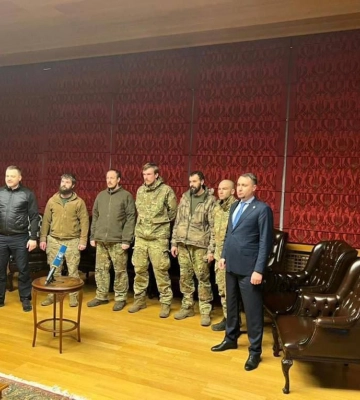 Україна провела обмін полоненими. Додому повернулися захисники Маріуполя