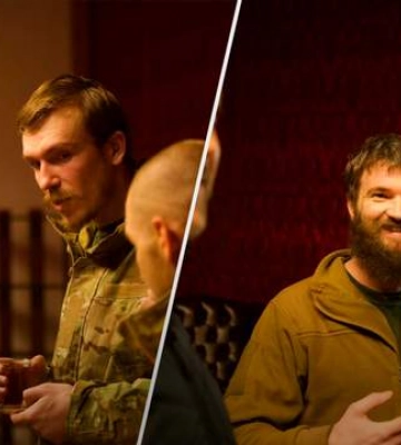 Можно, извините, выпить, – Зеленский поблагодарил защитников Мариуполя, вернувшихся домой