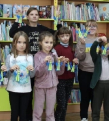 У Луцьку для дітей провели майстер-клас «Оберіг для воїна»