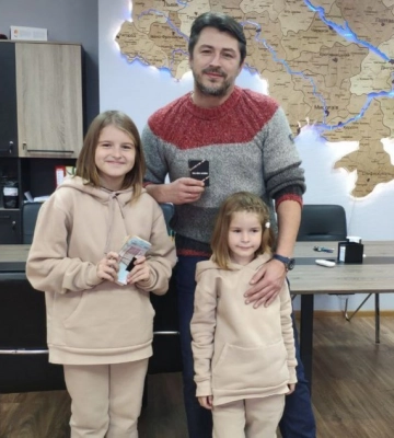 Передала до фонду Сергія Притули 31 тисячу гривень: 10-річна жителька Одещини незвичним способом зібрала кошти для ЗСУ