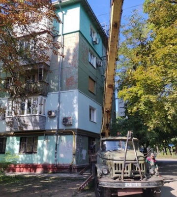 Через ракетний удар у Запоріжжі пошкоджено більше 20 будинків