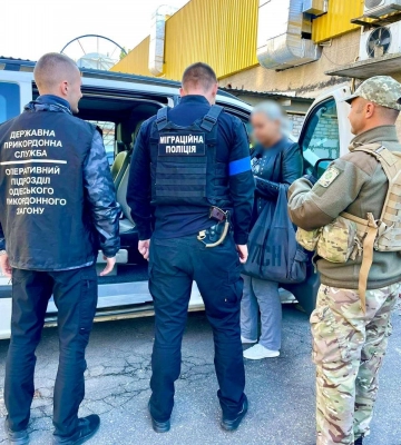 На Одещині правоохоронці врятували українку від потрапляння до сексуального рабства у Швеції, - ФОТО
