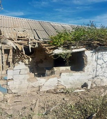 Вдень ворог бив по двох районах Дніпропетровщини. Жінка отримала мінно-вибухову травму