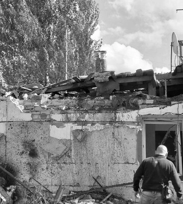 В результате ночного обстрела Запорожья пострадали люди – секретарь горрады