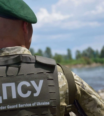 Чоловіків-студентів іноземних вишів більше не випускають із України: причини