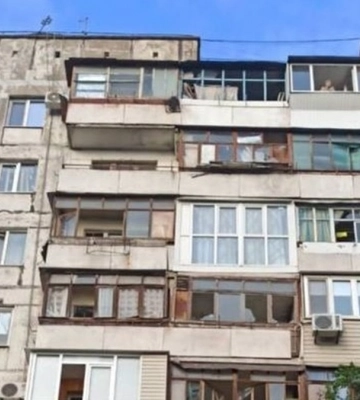 В результате обстрела Запорожья повреждены 10 многоэтажек и 9 домов частного сектора