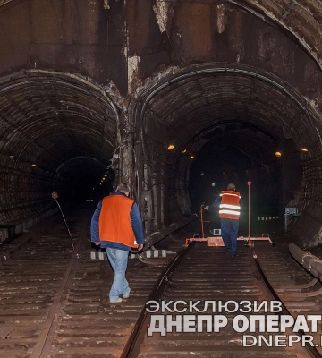 Робота у підземеллі: дніпровське метро вночі