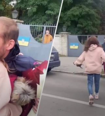Попри полон – з квітами: зворушливий момент зустрічі &quot;Ореста&quot; Козацького з рідними