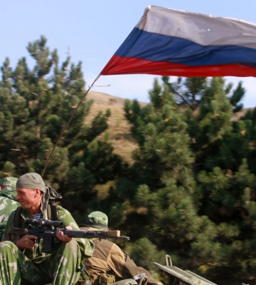 Окупанти на Херсонщині тікають через Дніпро на вкрадених моторних човнах – розвідка