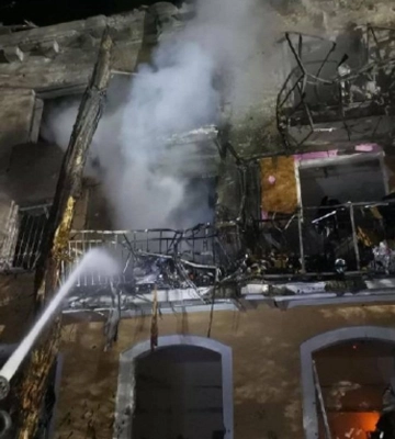 У Запоріжжі ракета влучила в житловий будинок: є постраждалі