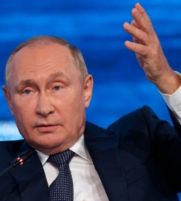 Путін не дозволив російським військовим відступати з Херсона, – The New York Times