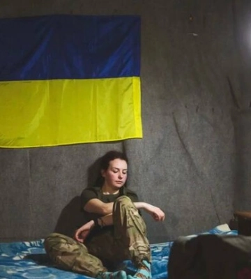 Освобожденная из российского плена &quot;Пташка&quot; сделала первые публикации в Instagram
