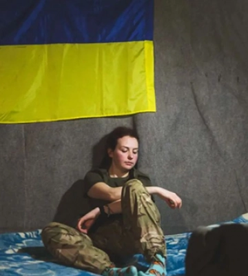 Освобожденная из российского плена &quot;Пташка&quot; сделала первые публикации в Instagram