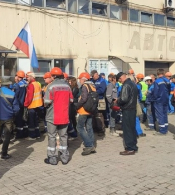 Голосуєш або втрачаєш роботу та зарплату - умови псевдореферендуму в Маріуполі