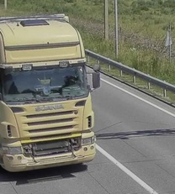 В Україні перевізників карають за &quot;хитрощі&quot; з автономерами: штрафи по 300 тисяч гривень за фуру