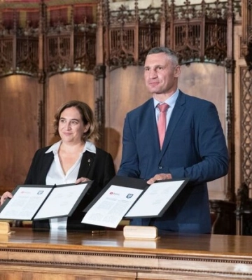 Барселона стала побратимом Києва і розширить підтримку, - Кличко