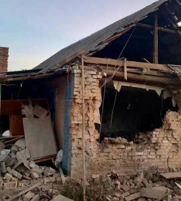 Через ворожі обстріли в Харківській області горіли школа та підприємство