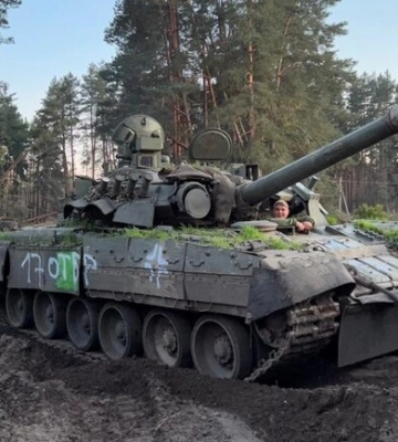 Криворізька бригада затрофеїла ворожий танк Т-80 (ФОТО)